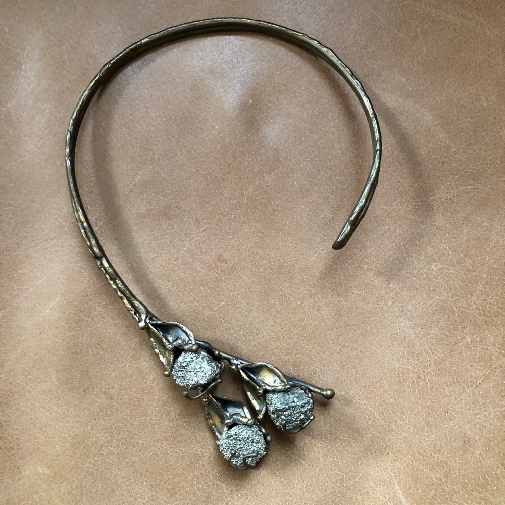 Brutalist pyrite and brass flower necklace vintage silver gold statement - Picture 4 of 13